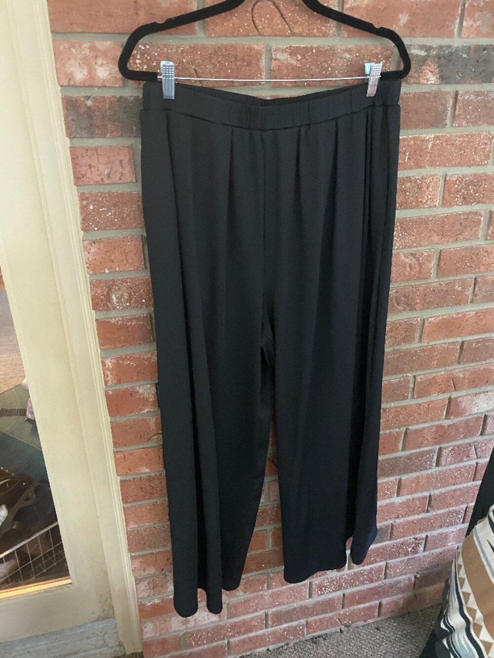 Cider Black Ribbed Wide Leg Pull-On Pants